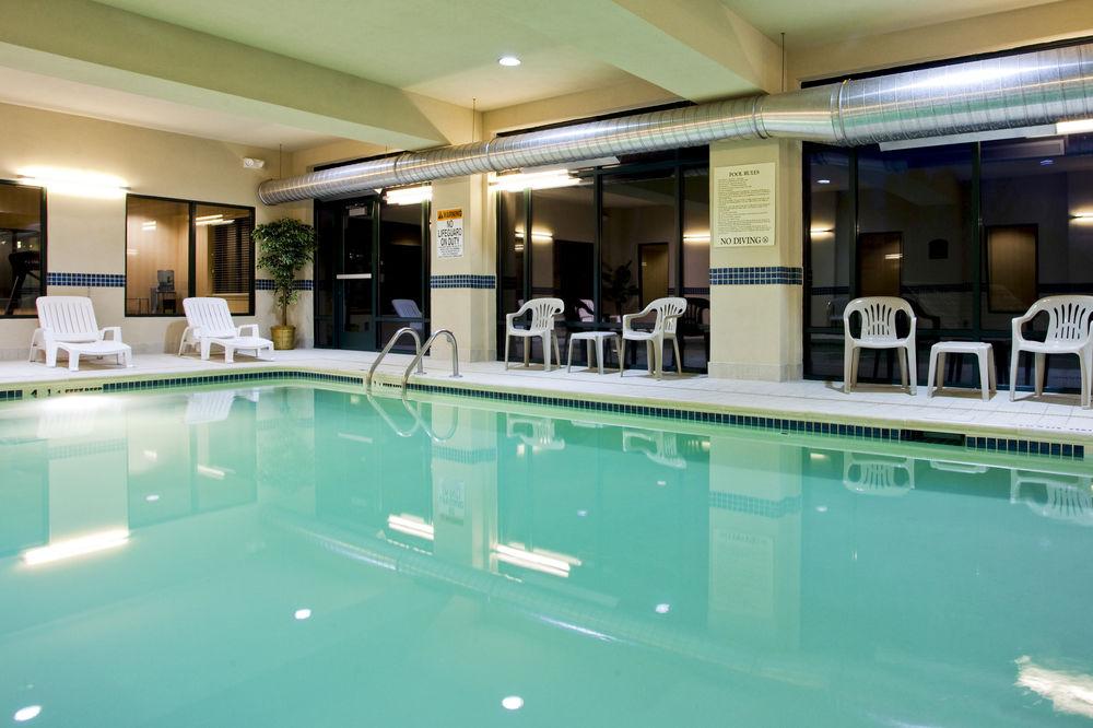 Holiday Inn Express Syracuse Airport By Ihg North Syracuse Eksteriør billede