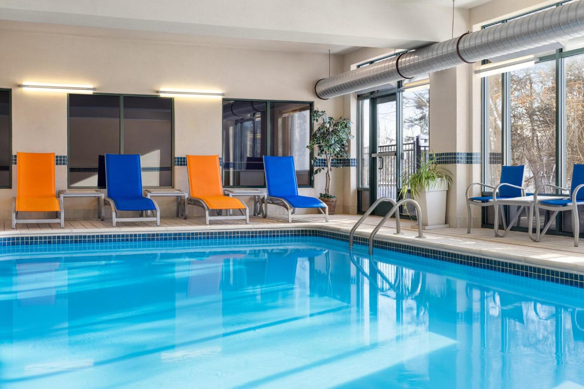 Holiday Inn Express Syracuse Airport By Ihg North Syracuse Eksteriør billede
